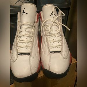 Air Jordan 13 cherry